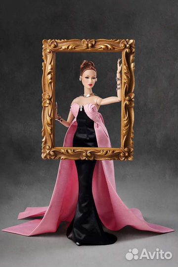 Modern RenaissanceBinna Park Fashion Royalty