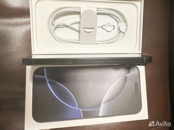 iPhone 16 Pro Max, 512 ГБ