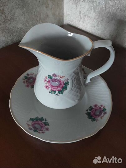 Набор блюдо+кувшин, фарфор Коростенский