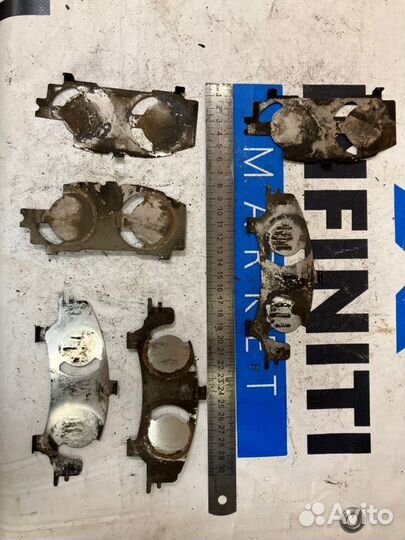 Пластины антискрипные комплект Infiniti