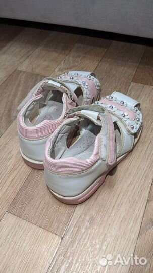 Сандали для девочки 25 размер