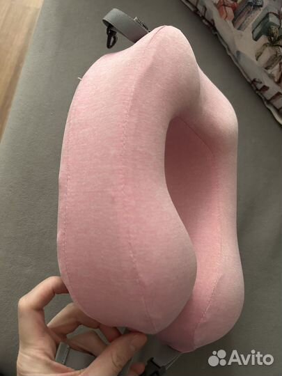 Подушка для путешествий