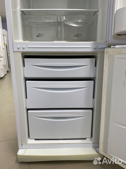 Холодильник 