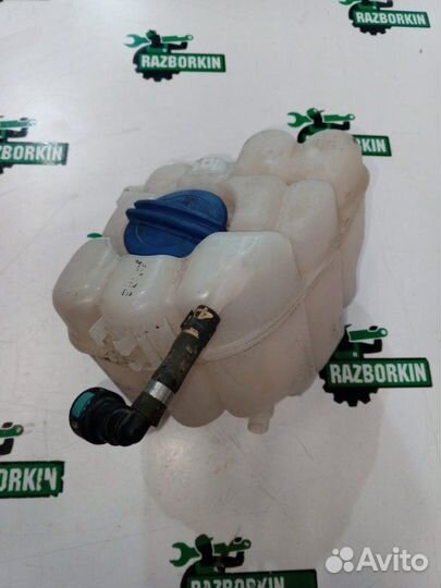 Бачок расширительный Porsche Cayenne 2 поколение
