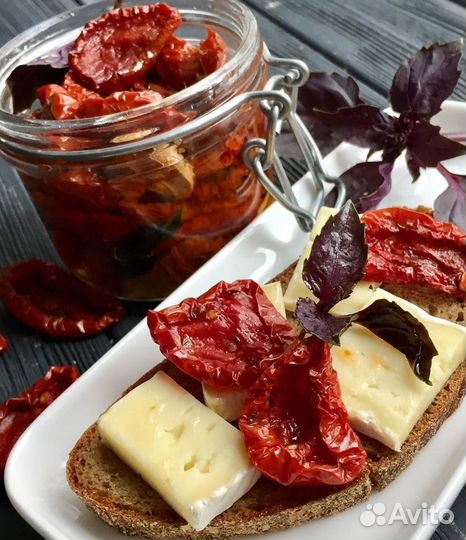 Вяленые томаты (помидоры)