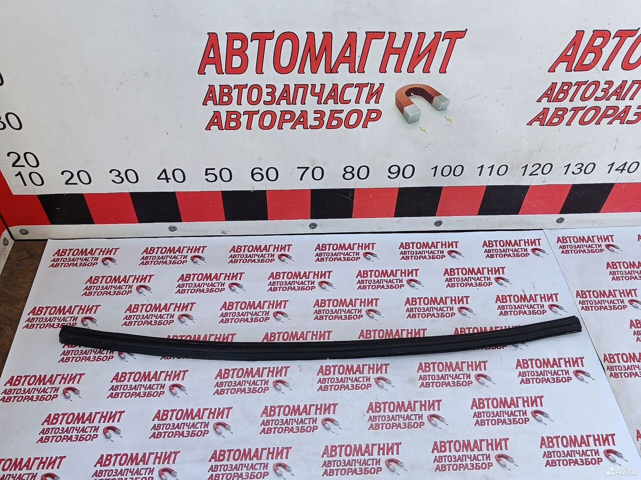 Уплотнитель капота Рено Дастер 2 19-нв