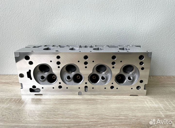 Головка Logan Renault 1.4/1.6 8 кл. новая t-4332