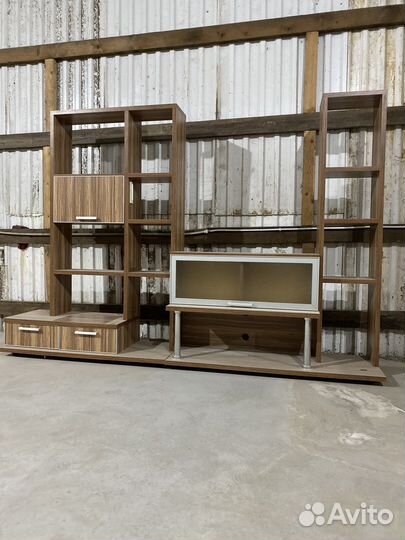 Стенка под телевизор