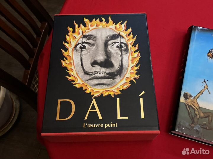 Книги benedikt taschen Dali