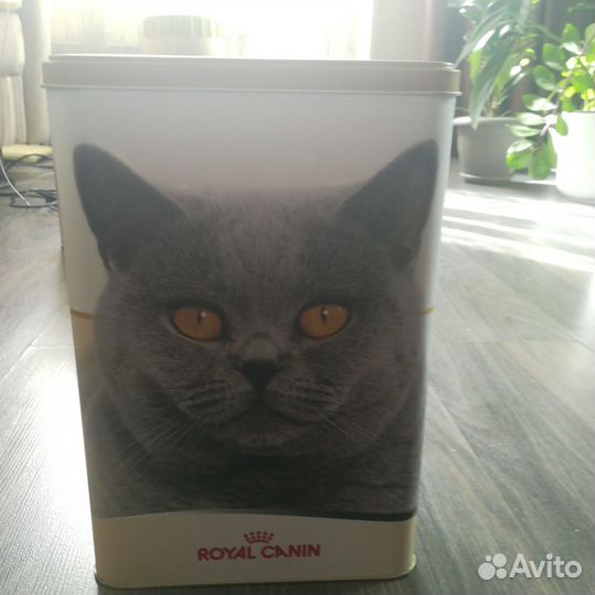 Контейнер для корма Royal canin