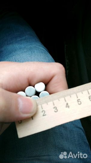 Магниты - таблетки 5х1мм и 9х2мм (Сила тяги 1 кг)