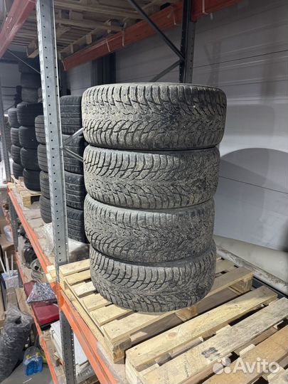 Nokian Tyres Hakkapeliitta 9 285/50 R20 116T