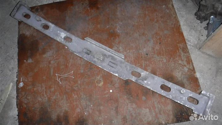 Наполнитель заднего бампера Toyota Camry XV30 200