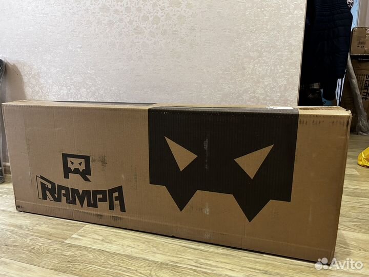 Новый самокат городской rrampa C2 200мм, новый