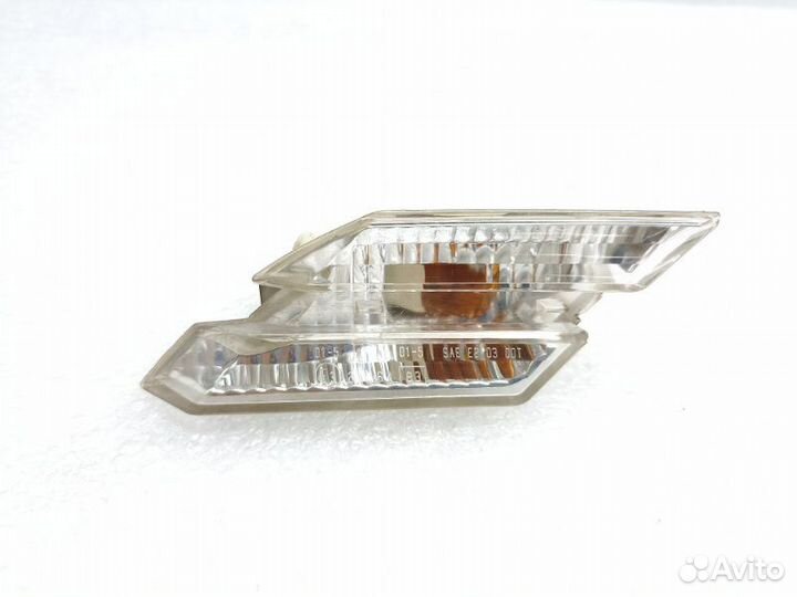 Повторитель поворота в крыло передний правый Bmw