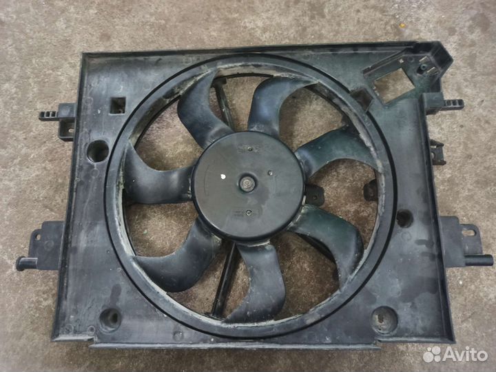 Вентилятор охлаждения valeo Веста рено логан 2