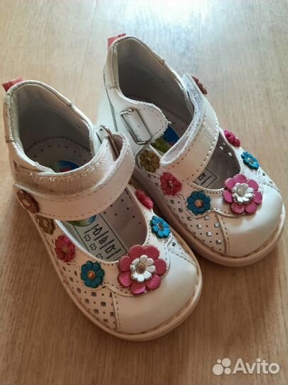 Туфли новые bebetom 20р