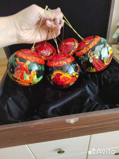 Новогодние шары в палехской росписи