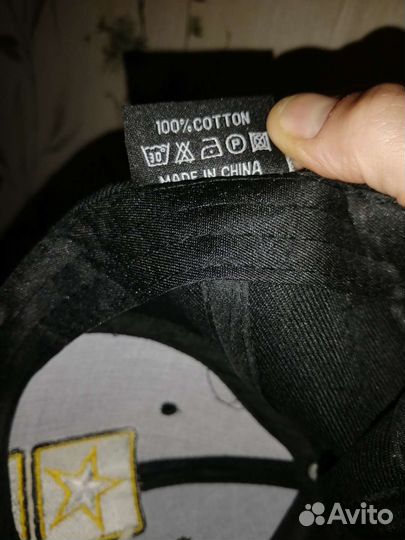 Бейсболка с твёрдым козырьком, новая