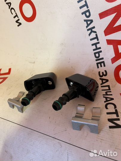 Форсунка омывателя Nissan X-Trail T31 рест