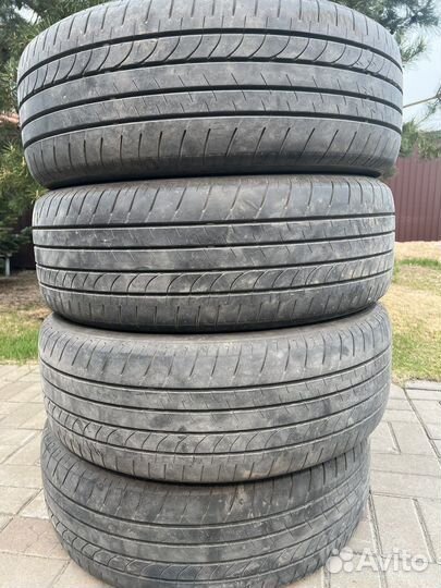 Bridgestone Dueler H/L 33A 235/55 R20