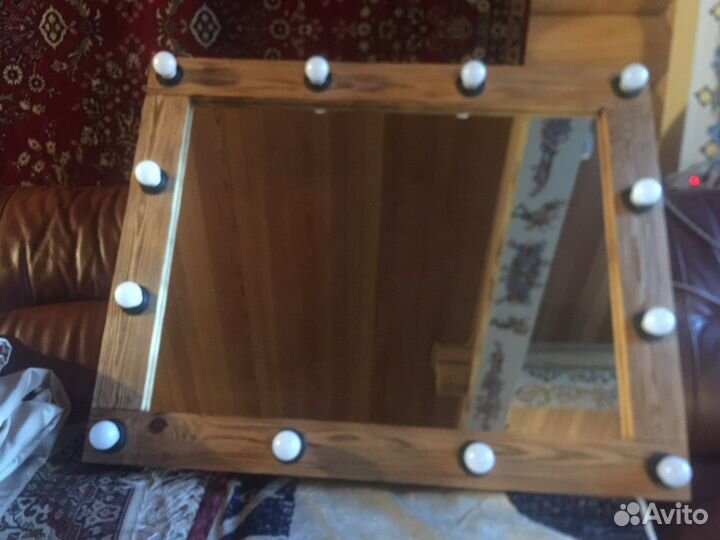 Гримёрное зеркало с подсветкой