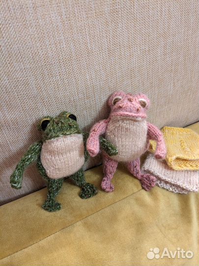 Лягушка вязаная