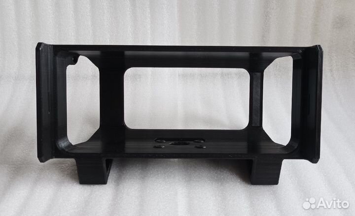 Защитный корпус/каркас Icom 705