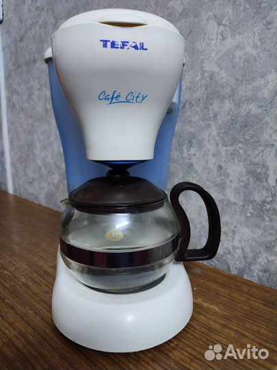 Йогуртница, кофеварка, тостер, мультипекарь, утюг