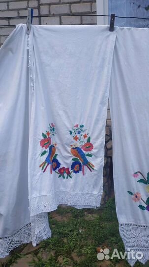 Старинные подзор,наволочка,рушник с вышивкой