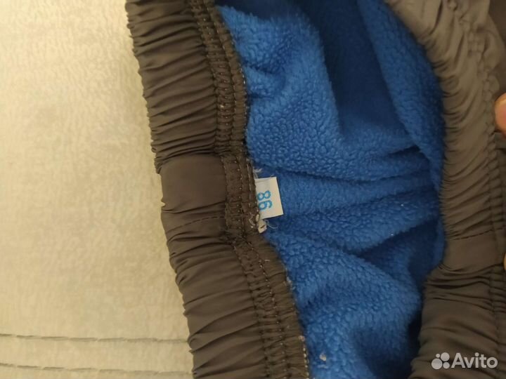 Демисезонный костюм на мальчика 98