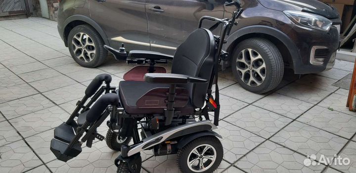 Коляска с электроприводом Pulse 390