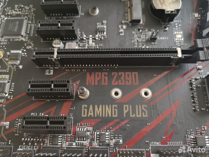 I7-8700K, MSI Z390, Corsair 32GB 3333