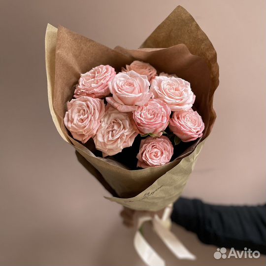 Букет цветов «Флирт» (Роза кустовая пионовидная)