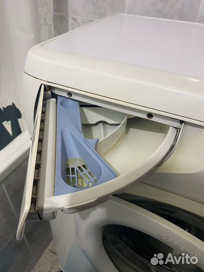 Стиральная машина Ariston