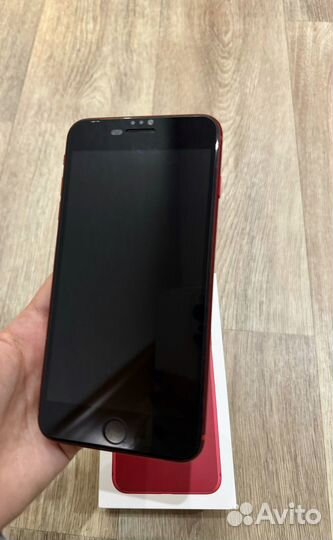 iPhone 8 Plus, 64 ГБ