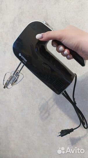 Новый Миксер Vitek VT-1489
