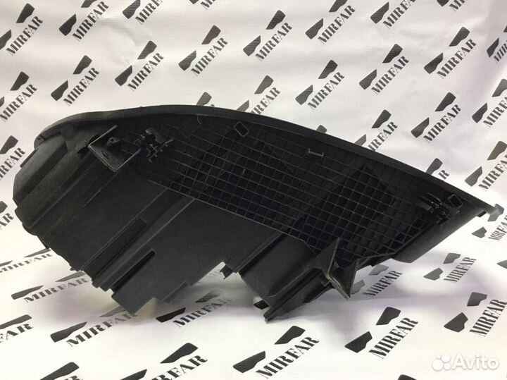 Правый корпус фары BMW X5 X6 F15/F16 2013-2015 US