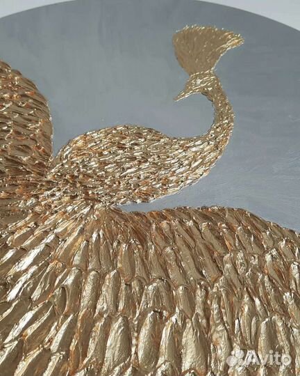 Картины пано из дерева Золотой Павлин 40 см