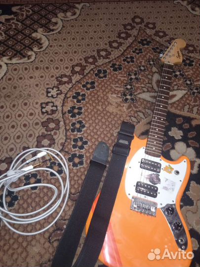 Электрогитар Fender squier bullet mustang