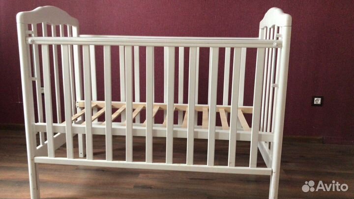 Кроватка с матрасом