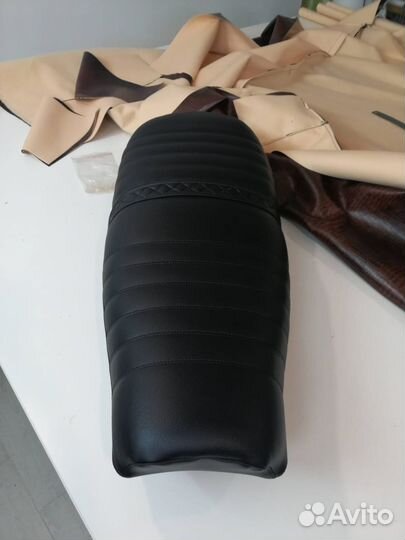 Перетяжка мягкой мебели,сидений авто и т.д