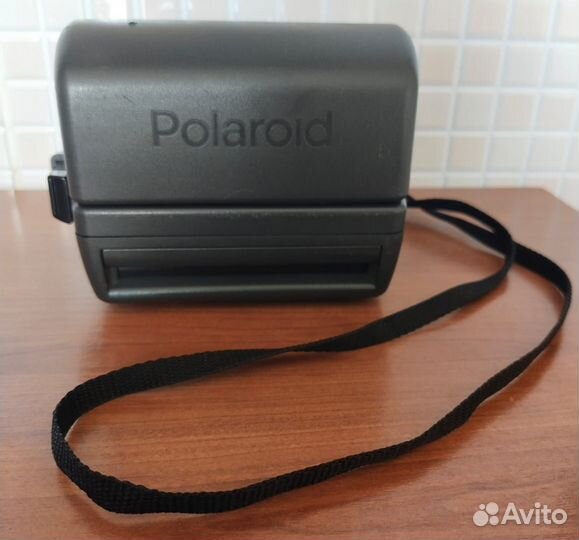 Плёночный фотоаппарат Polaroid