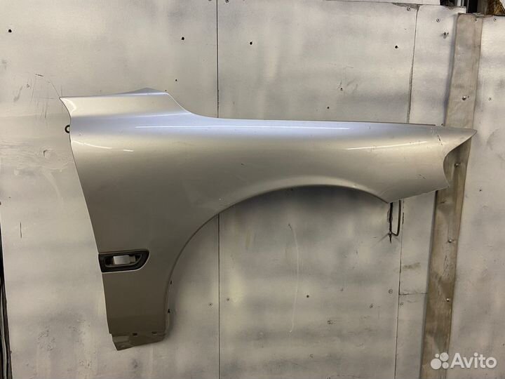 Крыло правое volvo s60