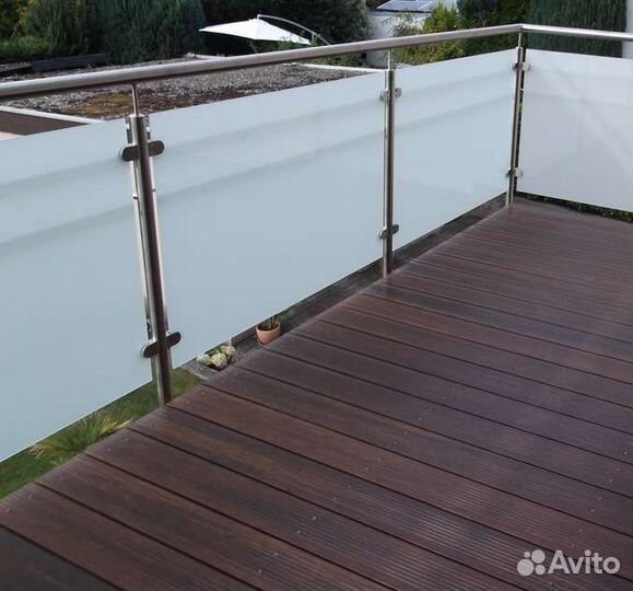 Стеклянные ограждения балконов,террас,лестниц