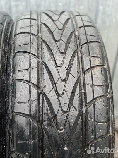 Forceum Hexa 235/30 R20 88Y