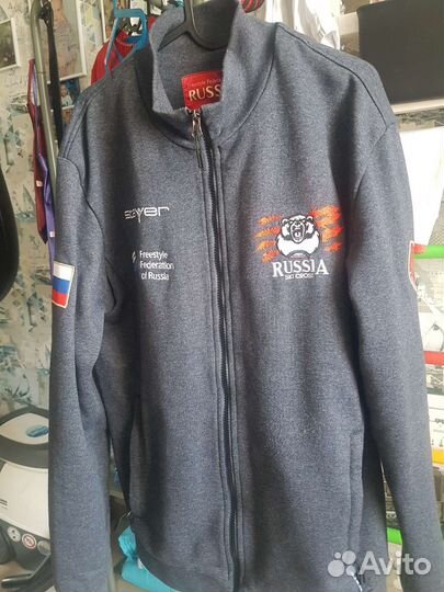 Спортивный костюм