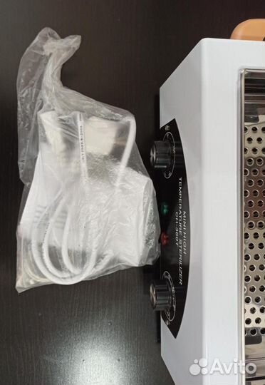 Сухожаровой шкаф, стерилизатор для инструментов