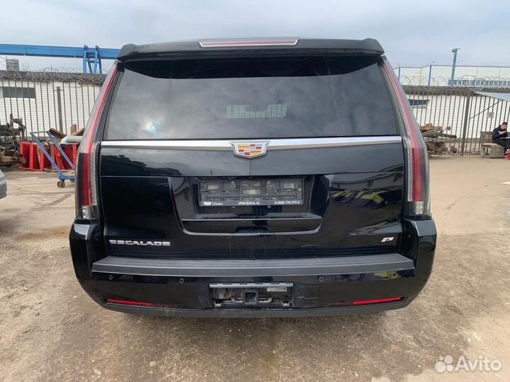 В разборе Cadillac Escalade Platinum 2