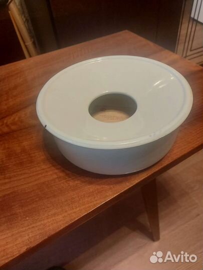 Плевательница медицинская